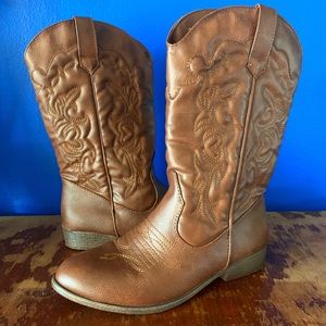 🐮 Girl’s Cat & Jack brown cowboy boots 🐮